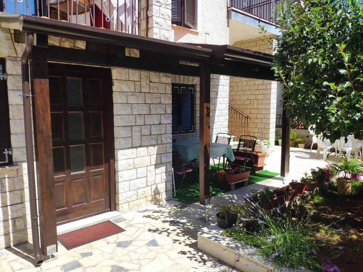 Apartments Rafael Poreč Exterior foto